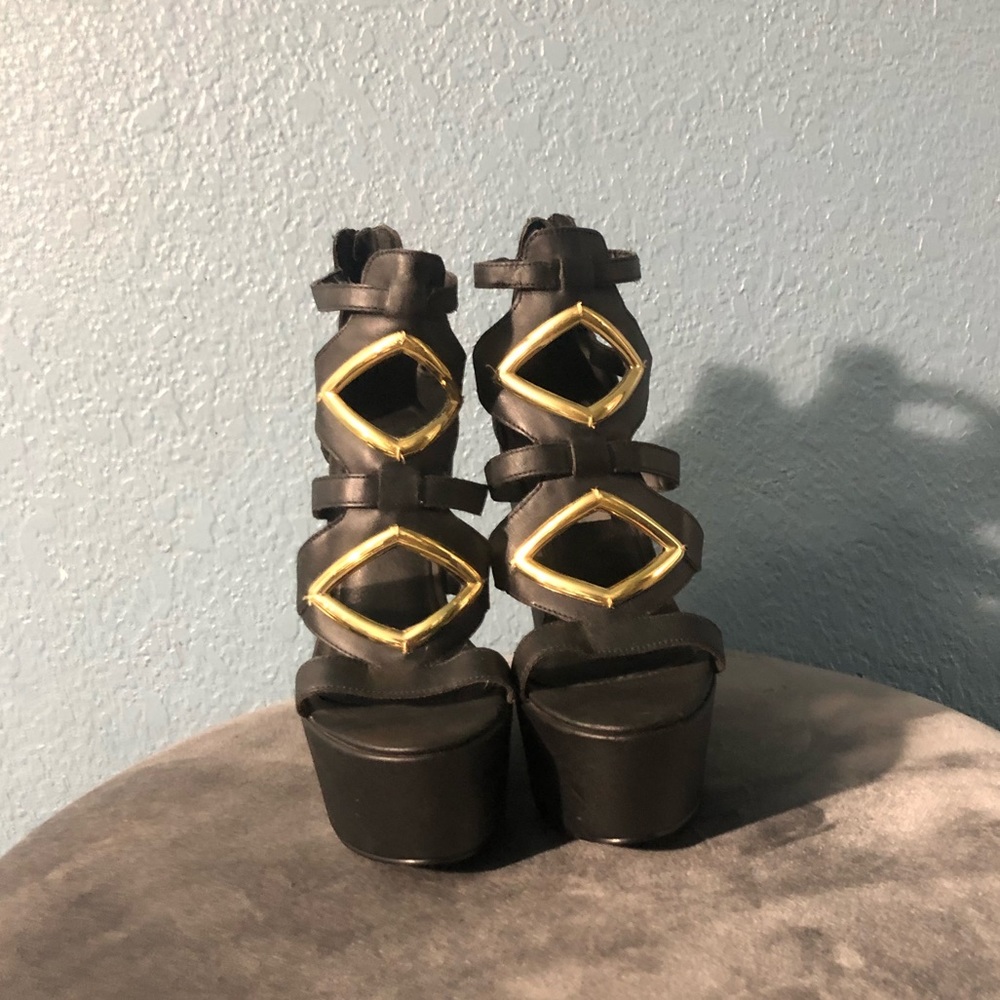 Steve Madden platform wedges